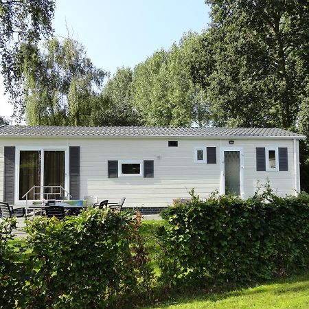 Stellechalets Op Vakantiepark Stelleplas - Heinkenszand Bagian luar foto